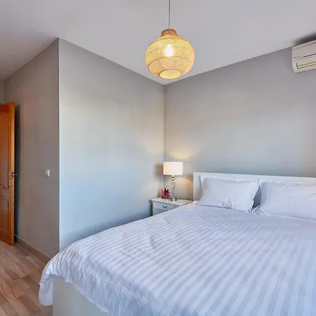 Apartment La Roca *